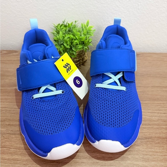 All in Motion Kids Royal Blue Sneakers - Picture 1 of 4